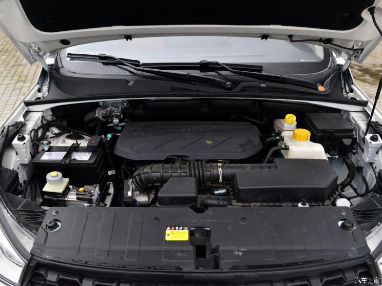 上汽通用五菱 五菱宏光S3 2019款 1.5L 手动基本型