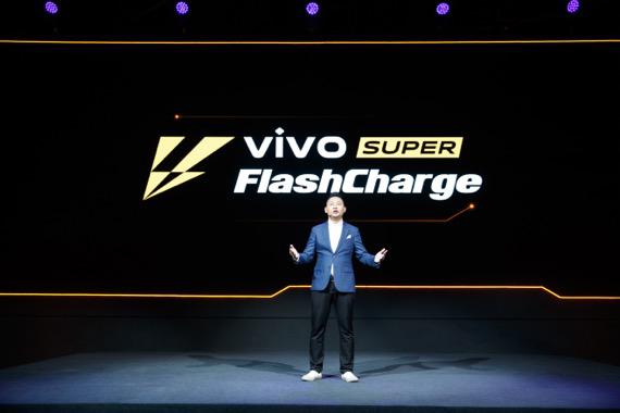 15分钟可充50%电量 充电速度不是iQOO唯一追求