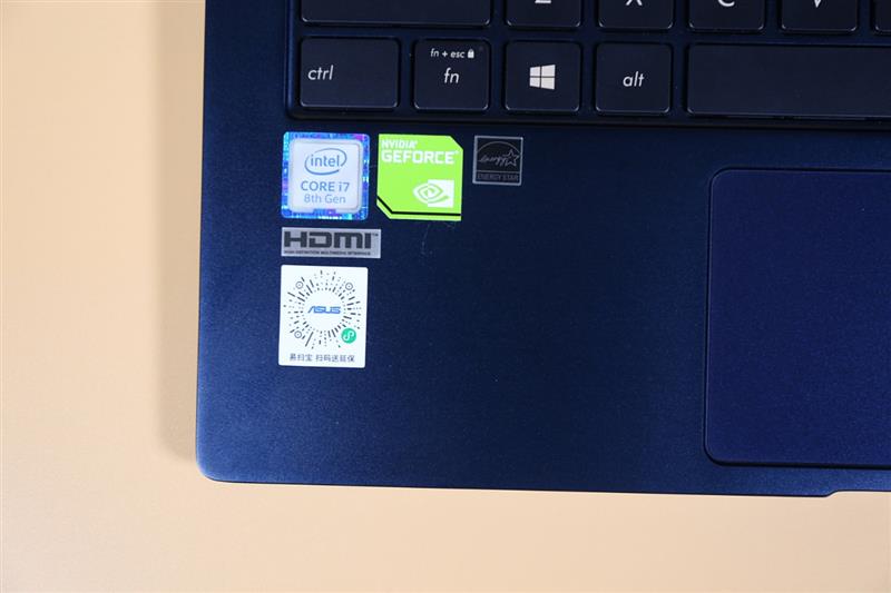 A4纸大小的14英寸笔记本！华硕灵耀U 2代评测：同价位无敌