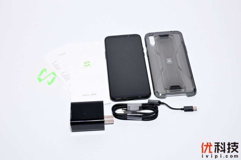 不是所有旗舰都叫游戏手机 <a href='http://www.blackshark.com/cn/view/skywparamimg.html' target='_blank'><u>黑鲨游戏手机2</u></a>评测