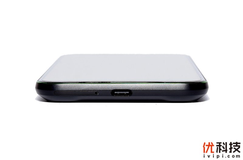 不是所有旗舰都叫游戏手机 黑鲨游戏手机2评测