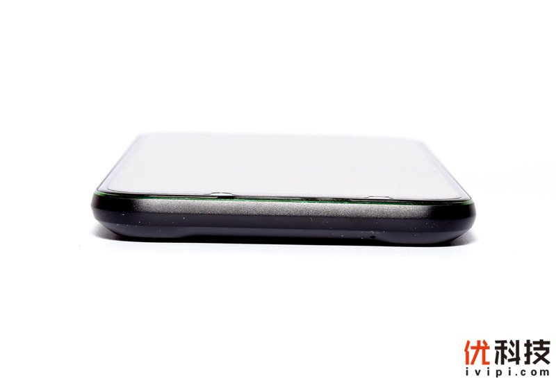 不是所有旗舰都叫游戏手机 黑鲨游戏手机2评测