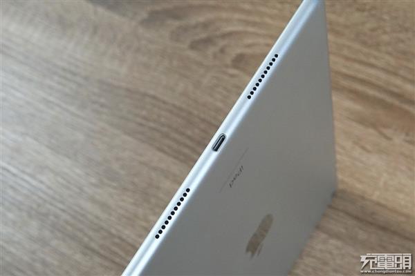 iPad Air 3 0-100％充电实测：扔掉你的原装充电器吧