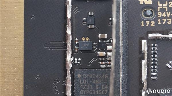 苹果HomePod国行版拆解：用料真豪华