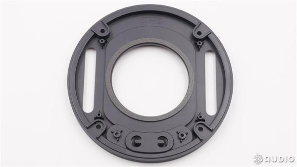 苹果HomePod国行版拆解：用料真豪华