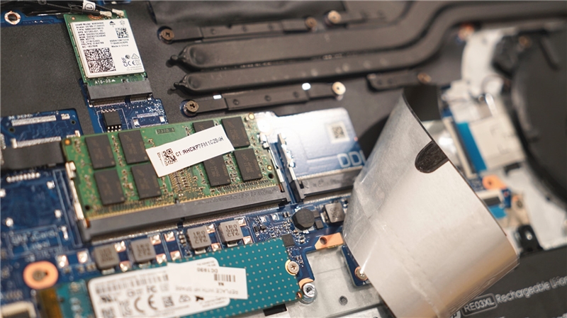 满血MX250百帧LOL！全新惠普战66二代评测：你就是这条街最耐造的笔记本