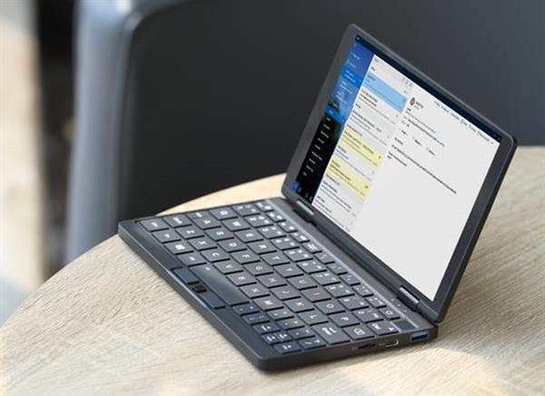 壹号本OneMix3实拍：8.4英寸2K屏的掌上电脑