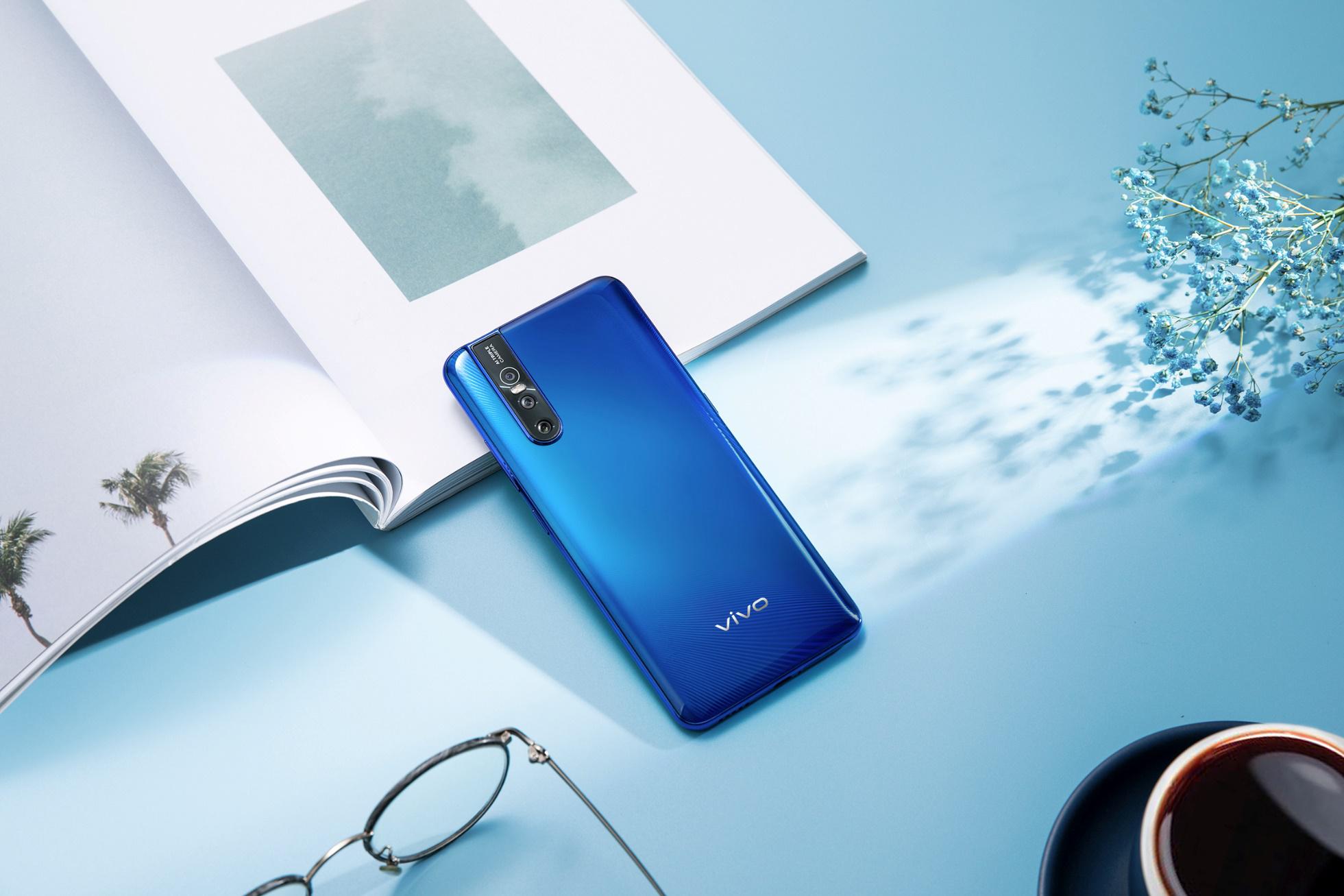 周末闺蜜聚会 一起用vivo S1 Pro拍出明星大片