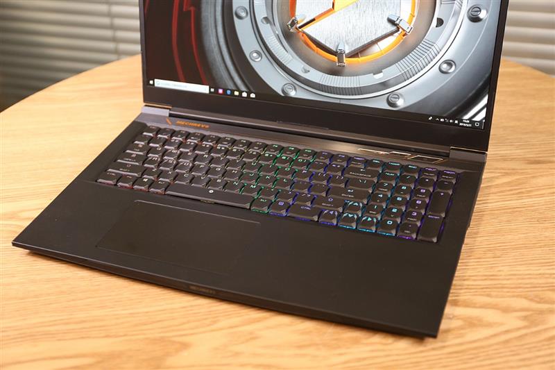 九代酷睿电竞本给你想要的一切！机械革命深海泰坦X9Ti-R评测