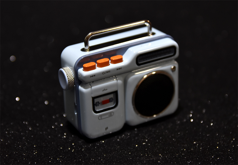 怀旧与新潮并存的艺术品 i8 MOCA蓝牙音箱体验