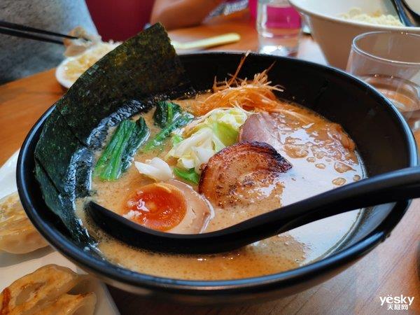 华为Mate 20 X 5G上手：5G用了就回不去