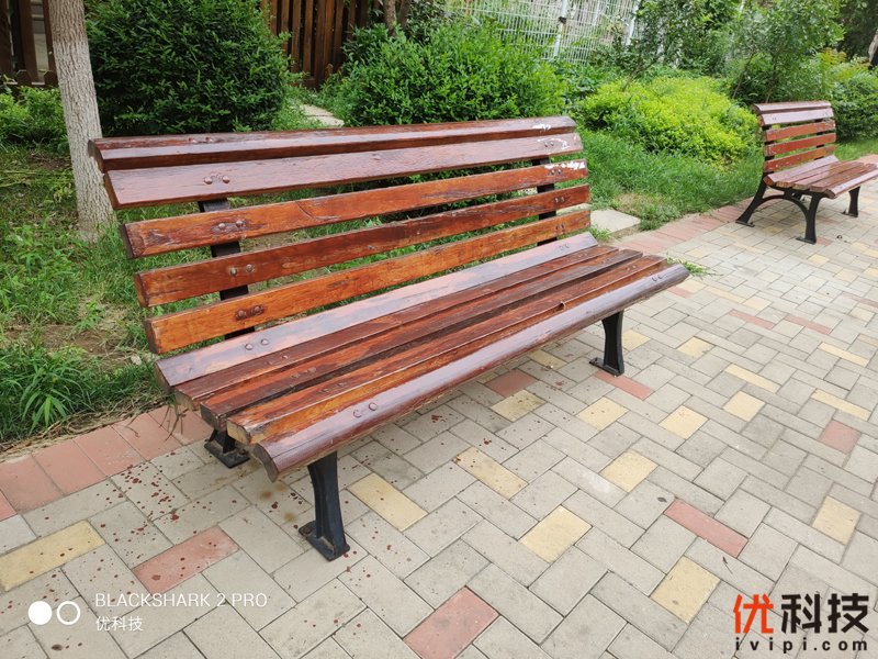 骁龙855Plus+12G性能王者 黑鲨游戏手机2 Pro评测