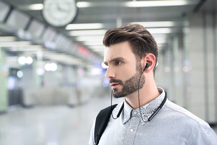 Hybrid混合数字降噪 小米降噪项圈蓝牙耳机开箱体验