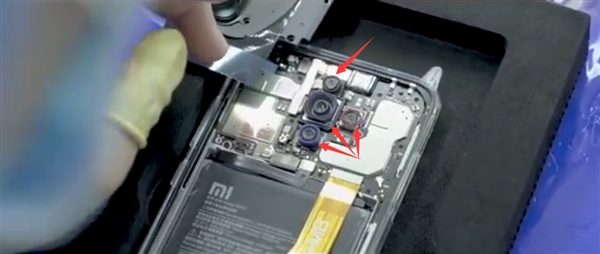 首发6400万 红米新机渲染图曝光：四摄组成“卜”字形