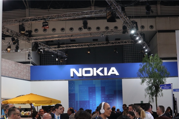 诺基亚7.2新渲染图曝光：超薄设计、水滴屏