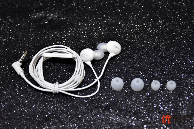 离你最近的5G手机 iQOO Pro 5G版评测