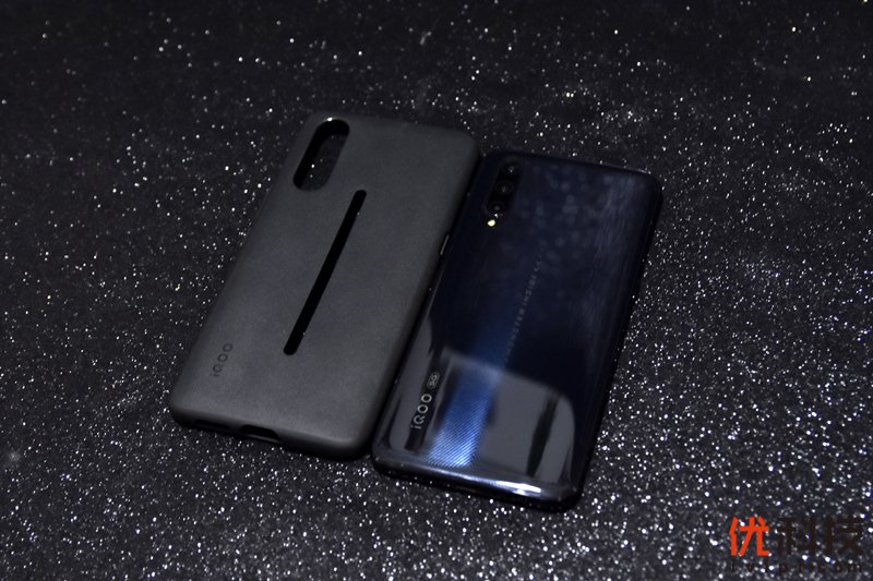 离你最近的5G手机 iQOO Pro 5G版评测