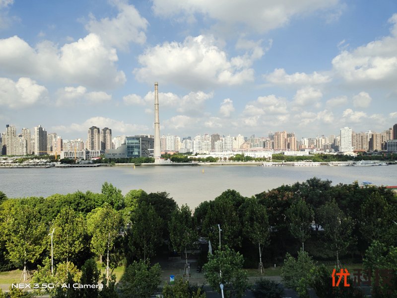 不仅高颜值，还有更多惊喜 vivo NEX 3评测