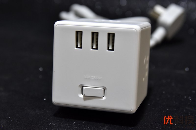 四面供电不“掐架” 米家魔方转换器开箱<a href='https://www.ivipi.com/pc/' target='_blank'><u>体验</u></a>