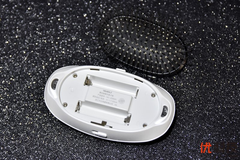 挽救你的发际线 荣耀亲选月立震动按摩负离子梳开箱体验