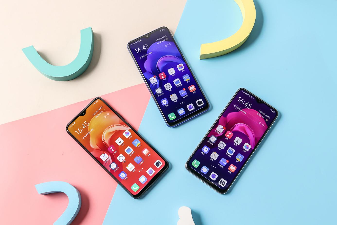 3D曲面机身+潮流配色，vivo U3重新树立时尚潮流标杆