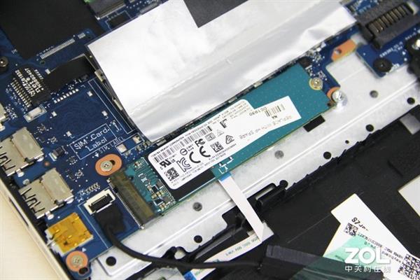 小白也能搞定 惠普战66升级内存教程