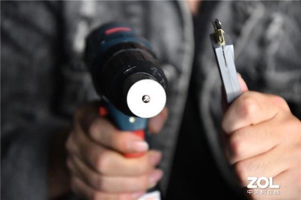 DP线拆解评测 电钻暴力测试398元的DP线一拆到底