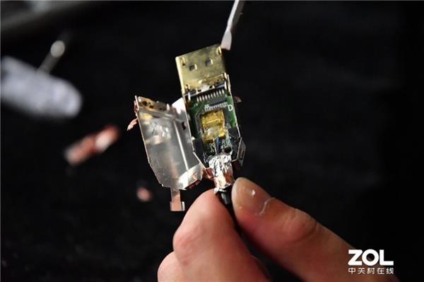 DP线拆解评测 电钻暴力测试398元的DP线一拆到底