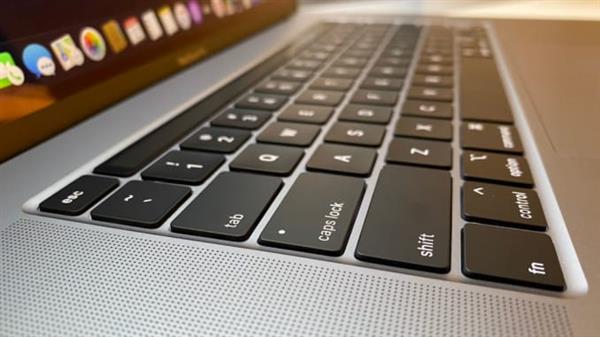 苹果16寸Macbook Pro笔记本发布 蝶式键盘终于改掉了