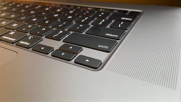 苹果16寸Macbook Pro笔记本发布 蝶式键盘终于改掉了