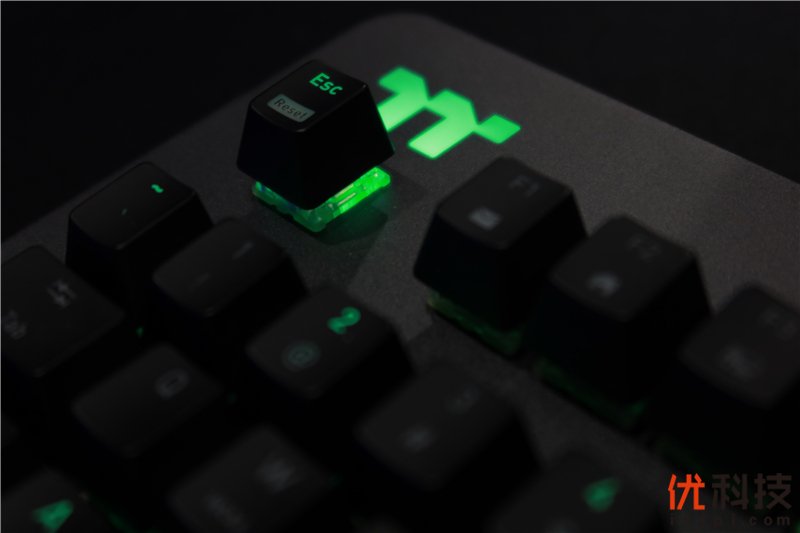 为了梦想的艺术而努力 Tt曜越电竞嘉年华上再推多款力作