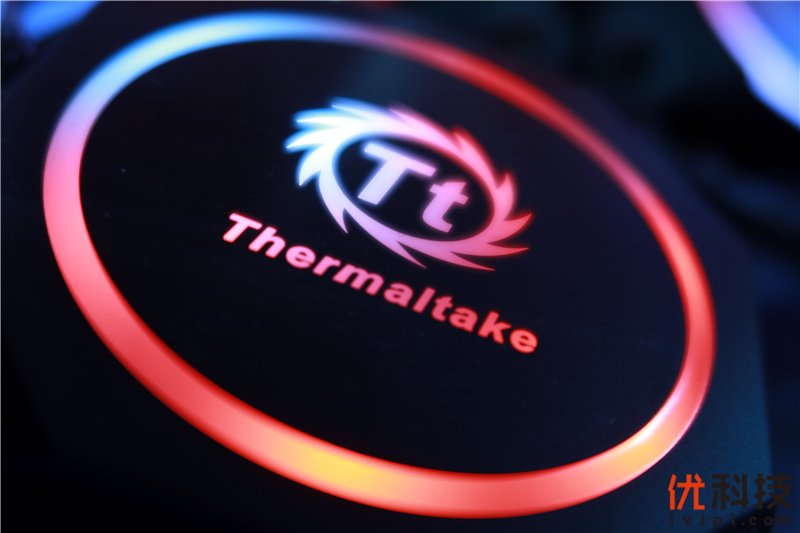 为了梦想的艺术而努力 Tt曜越电竞嘉年华上再推多款力作