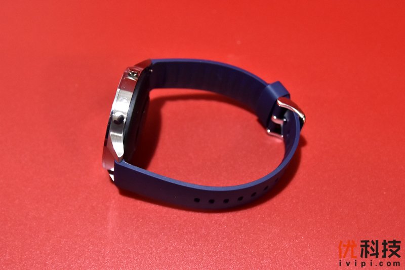 千变多彩续航无忧 小米手表Color开箱体验