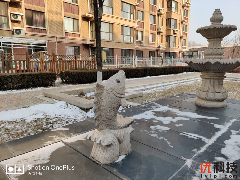 不仅是颜值巅峰，更是性能旗舰 一加7T Pro评测