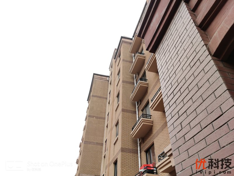 不仅是颜值巅峰，更是性能旗舰 一加7T Pro评测