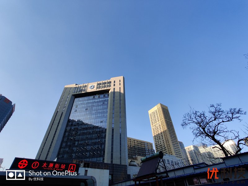 不仅是颜值巅峰，更是性能旗舰 一加7T Pro评测