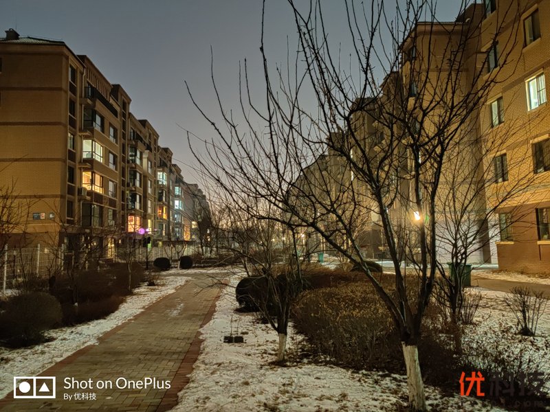 不仅是颜值巅峰，更是性能旗舰 一加7T Pro评测