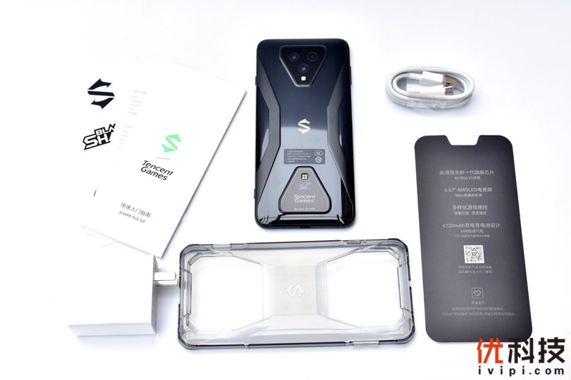 不仅高颜值而且更能打 腾讯黑鲨游戏手机3全面评测