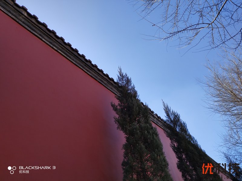 不仅高颜值而且更能打 腾讯黑鲨游戏手机3全面评测