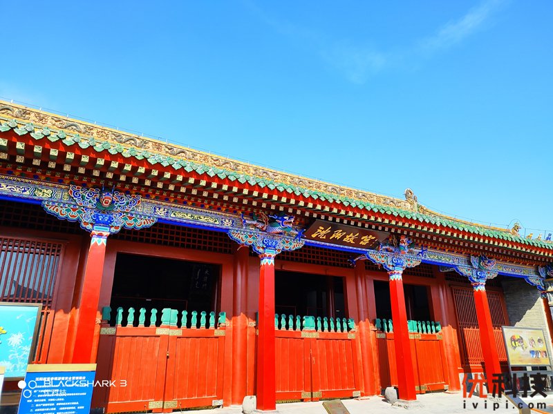 不仅高颜值而且更能打 腾讯黑鲨游戏手机3全面评测