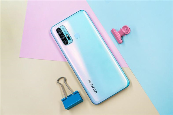 vivo Z6快充实测：44W超快闪充打造5G极速生活