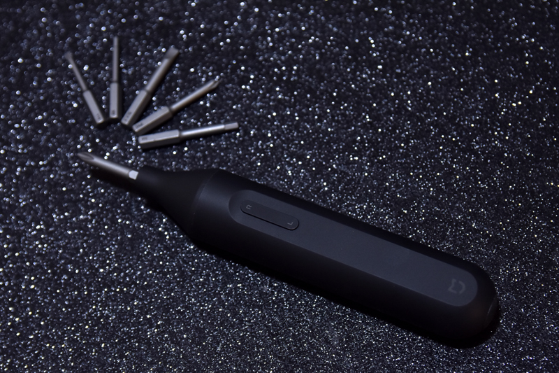 小巧实用好帮手 米家手自一体电动螺丝刀开箱体验