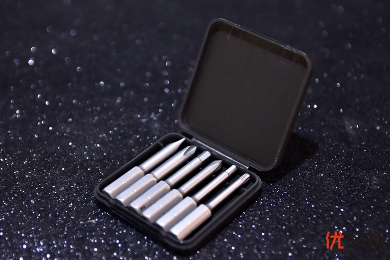 小巧实用好帮手 米家手自一体电动螺丝刀开箱体验