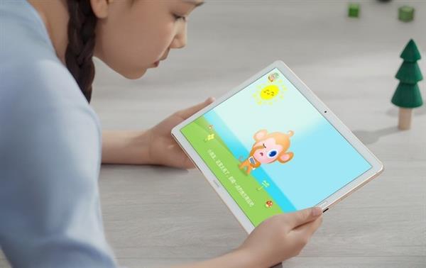 2K屏+麒麟980+四声道扬声器 华为M6 10.8英寸上手