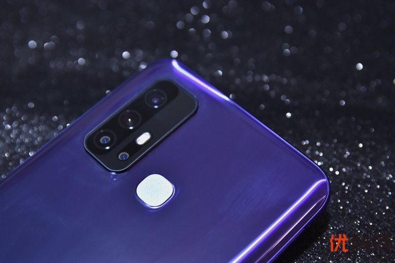 超长续航双模5G手机 vivo Z6优科技评测
