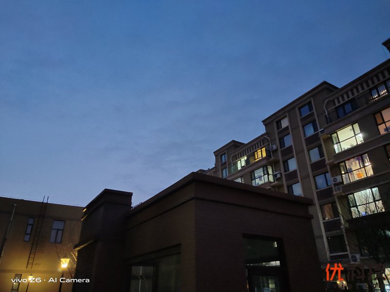 超长续航双模5G手机 vivo Z6优科技评测