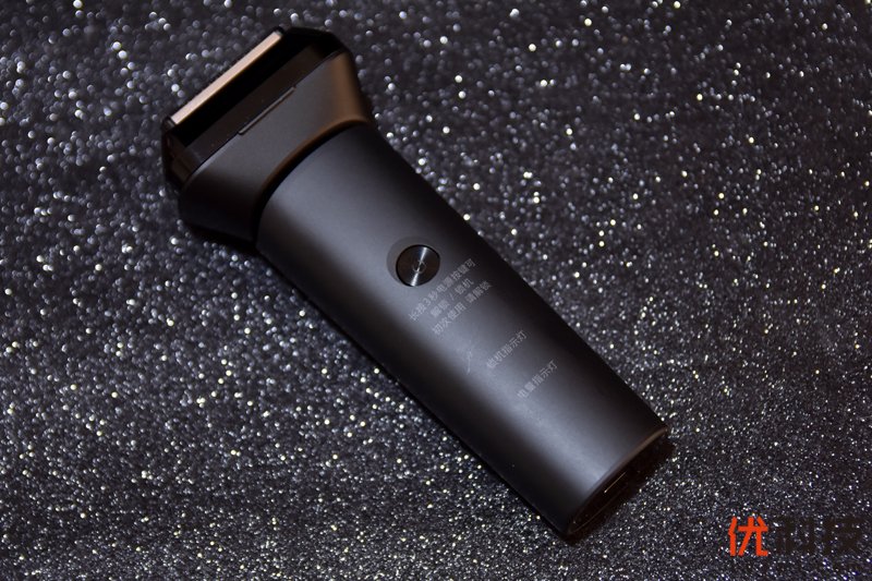 高端旗舰品质 米家电动剃须刀往复五刀头优科技体验