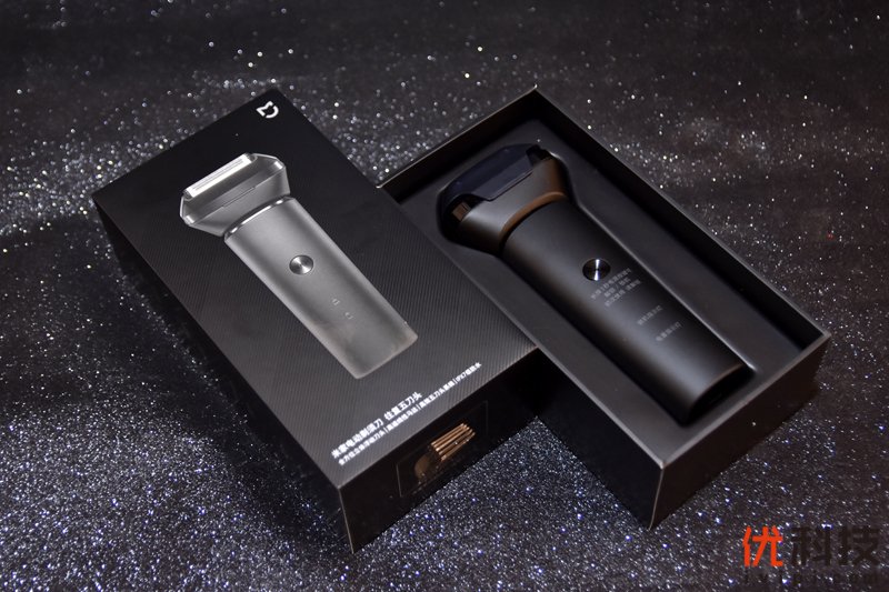 高端旗舰品质 米家电动剃须刀往复五刀头优科技体验