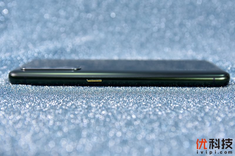 温润如玉性能爆表 realme 真我X50 Pro 5G优科技评测