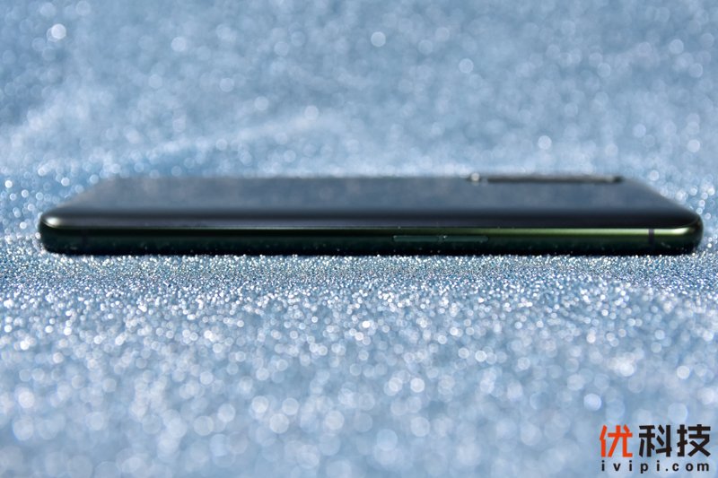 温润如玉性能爆表 realme 真我X50 Pro 5G优科技评测